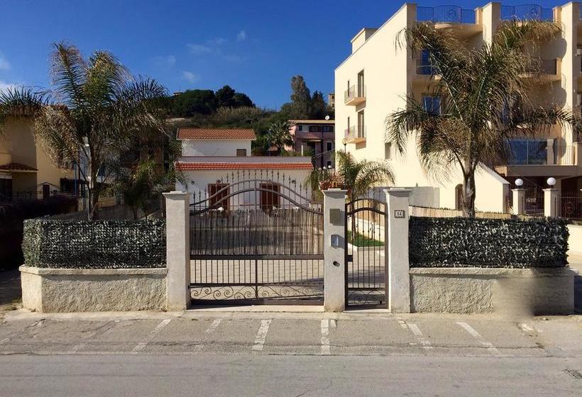 ホテル Costa Del Sol