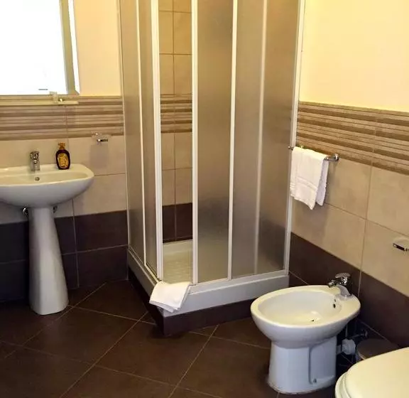 هتل Costa Del Sol