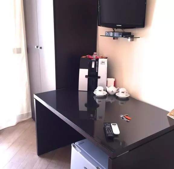 هتل Costa Del Sol