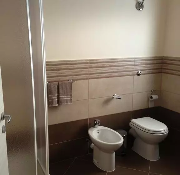 هتل Costa Del Sol