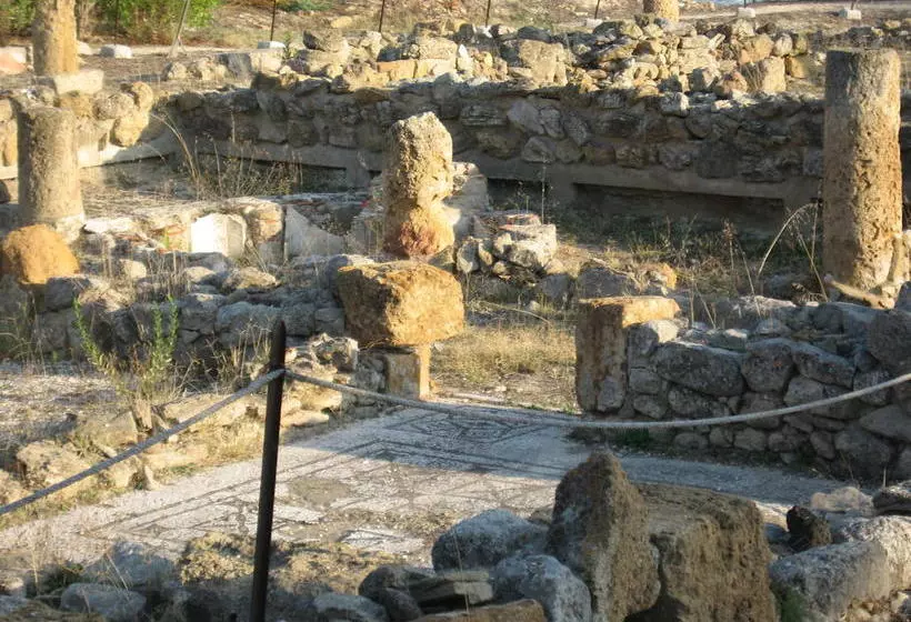 هتل Costa Del Sol