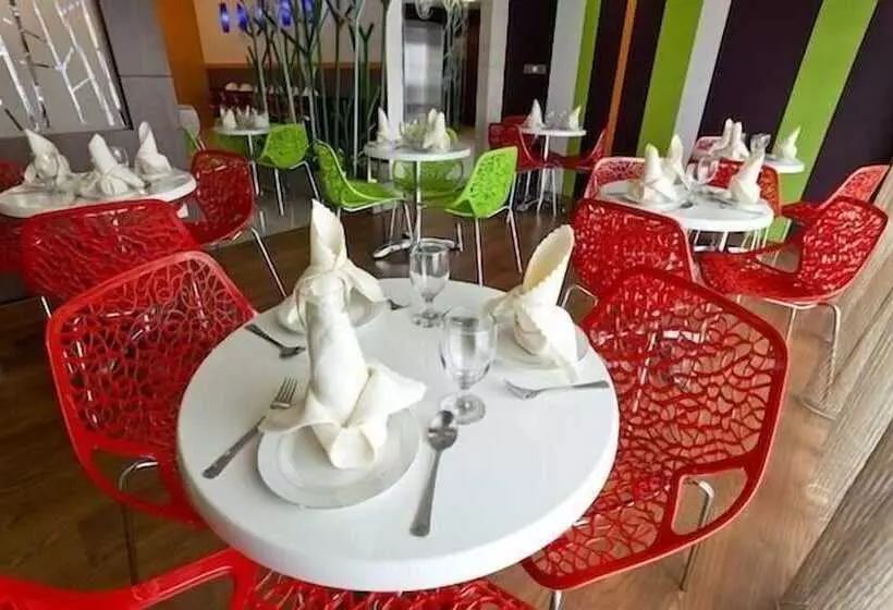 Hotel Grand Medallion