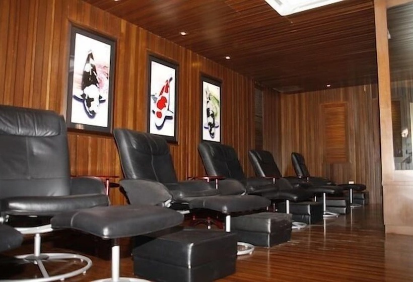 فندق Grand Medallion