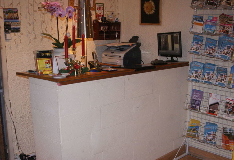 فندق Innova Cardabella