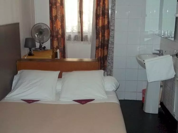 Отель Innova Cardabella