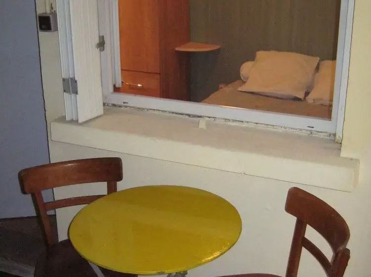 Отель Innova Cardabella