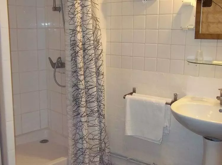 Отель Innova Cardabella