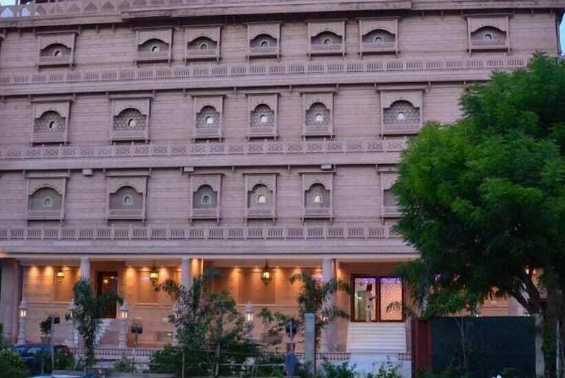 Hotel Lilypool The Heritage Jalmahal