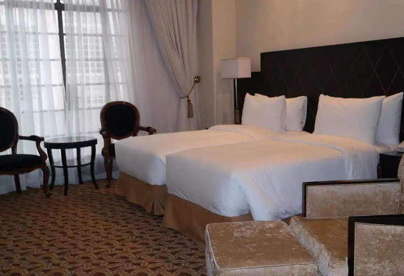 Отель The Luneta