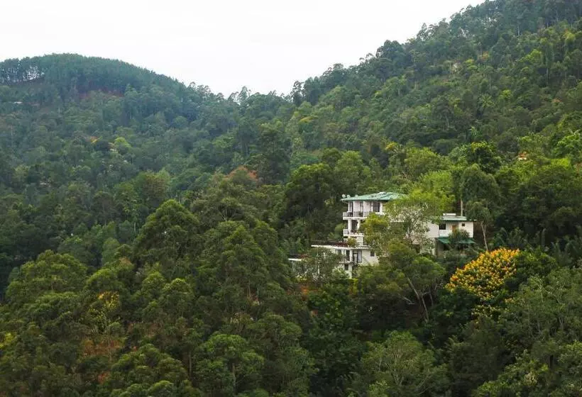 Отель The Pinnacle Ella