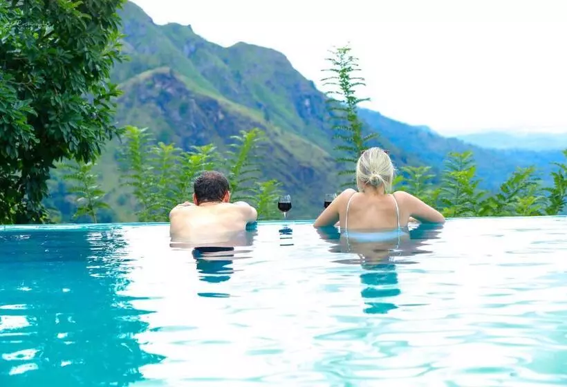 Отель The Pinnacle Ella