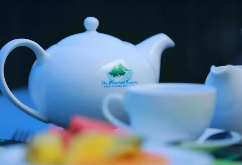 Отель The Pinnacle Ella