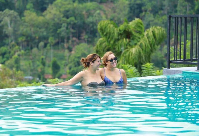 فندق The Pinnacle Ella