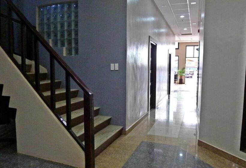 酒店 Rovic S Tourist