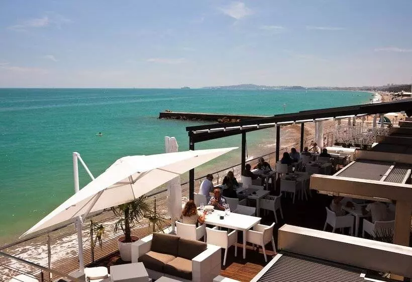 ホテル Villa Azur