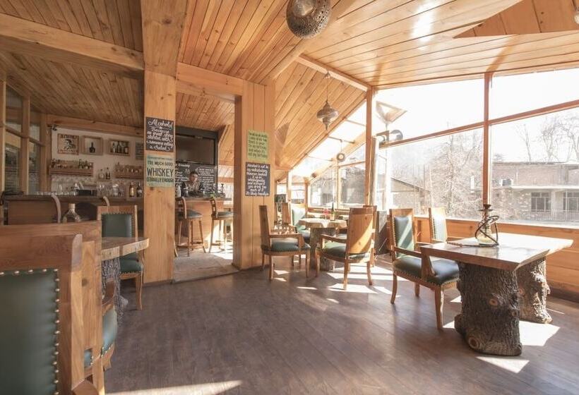 酒店 Whispering Inn By Vivaan