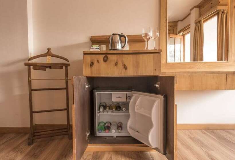 酒店 Whispering Inn By Vivaan