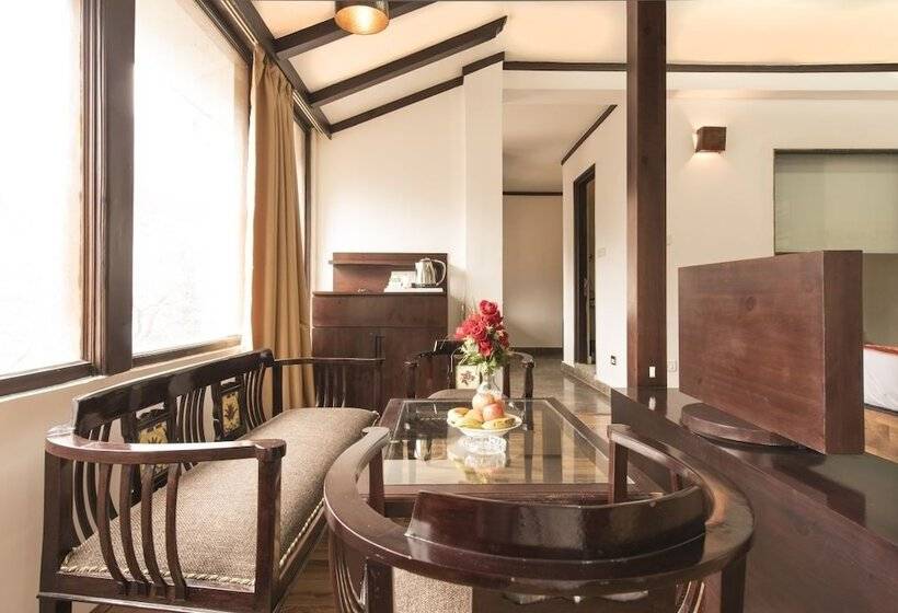 酒店 Whispering Inn By Vivaan