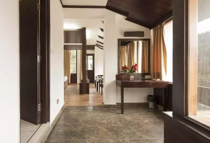 هتل Whispering Inn By Vivaan