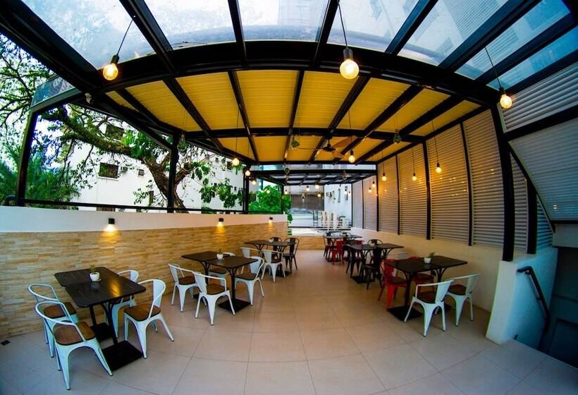 Zerenity Hotel & Suites