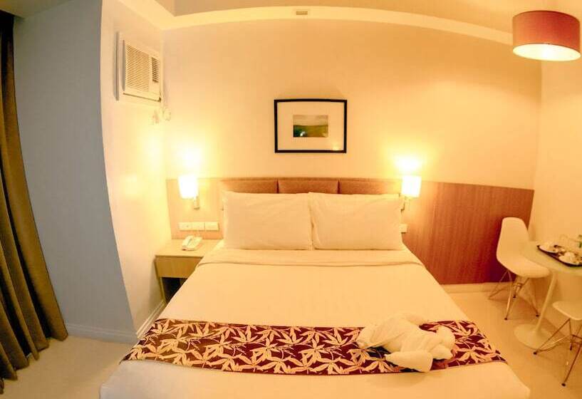 Zerenity Hotel & Suites