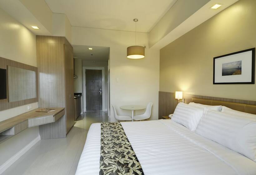 Zerenity Hotel & Suites
