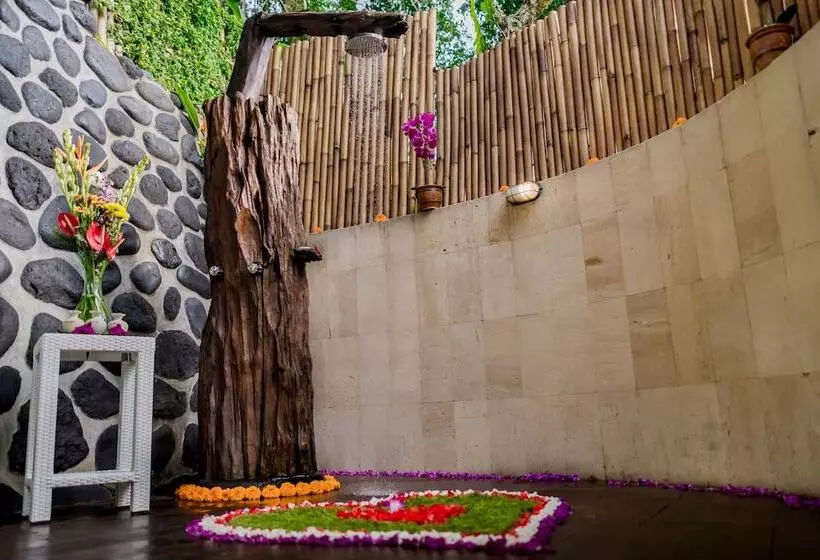 Kamaniiya River Villa Sayan   Ubud