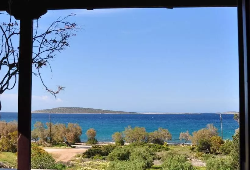 Michalis Apartments Near The Beaches With Sea View