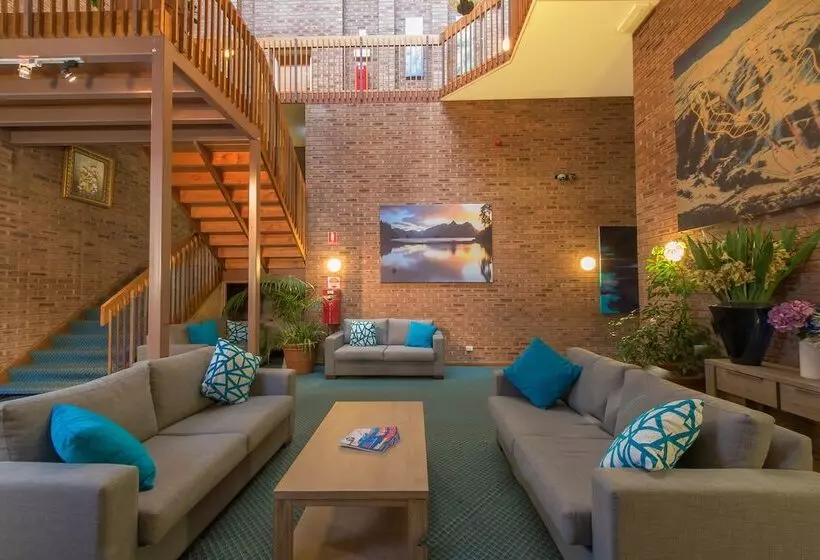 모텔 23 At The Gables