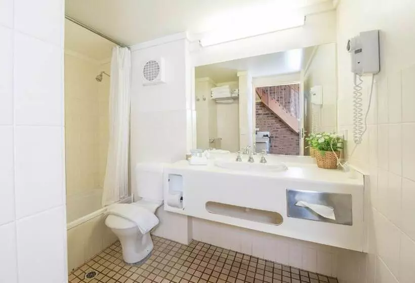 모텔 23 At The Gables