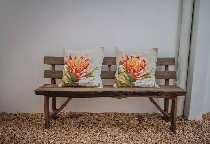 بنسيون Aan De Oever Guesthouse