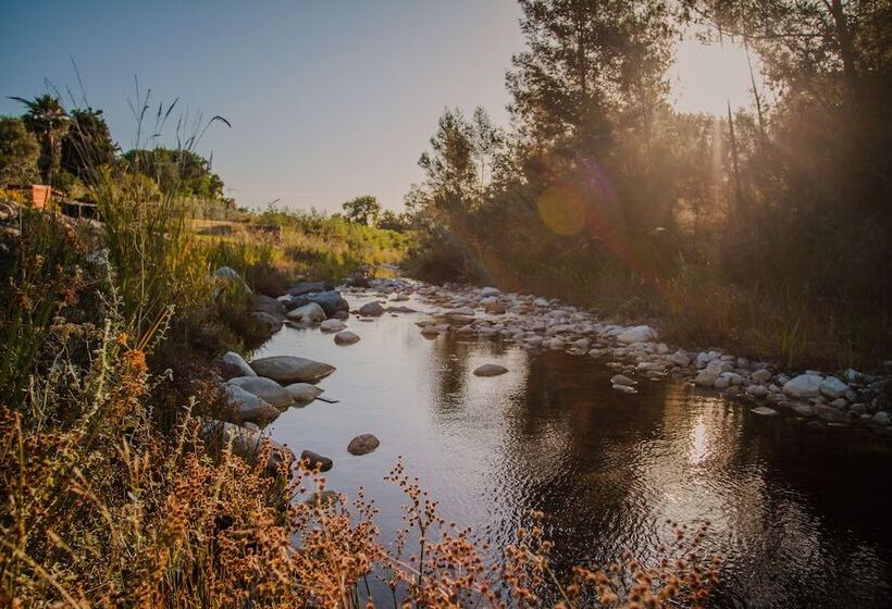 بنسيون Aan De Oever Guesthouse