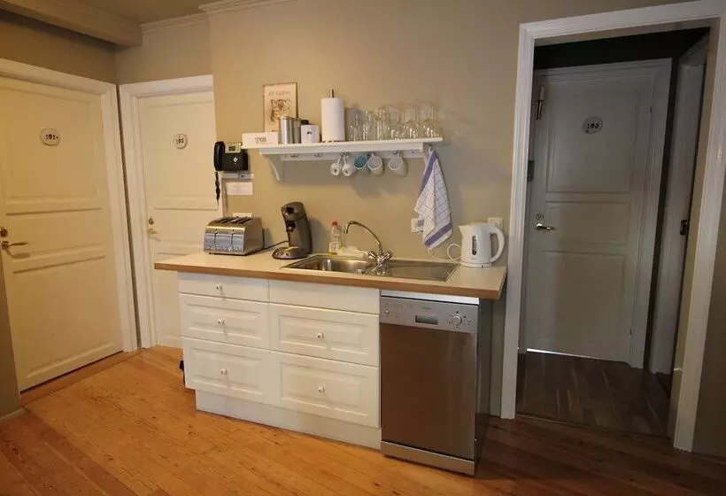 پانسیون Grettir Guesthouse