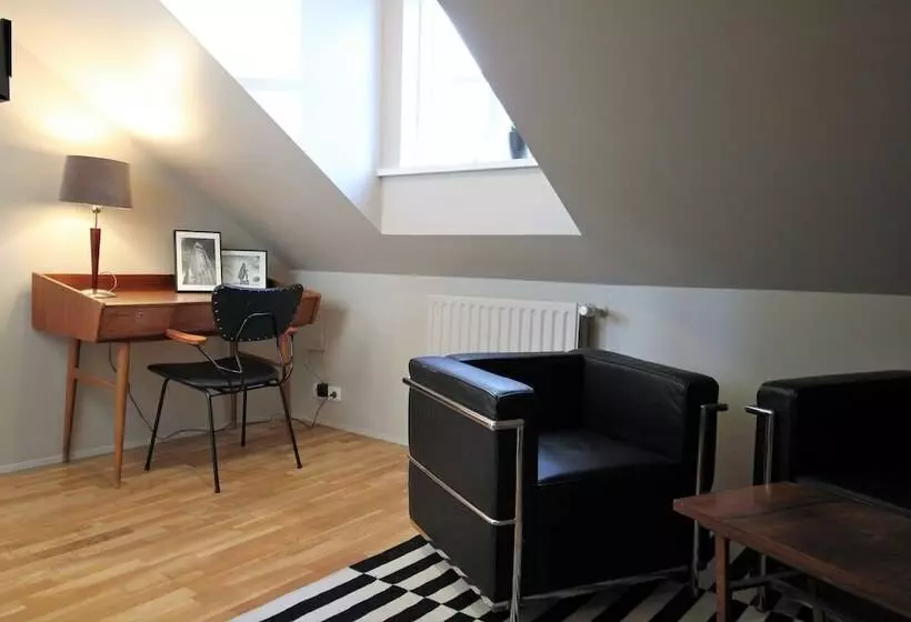 پانسیون Grettir Guesthouse