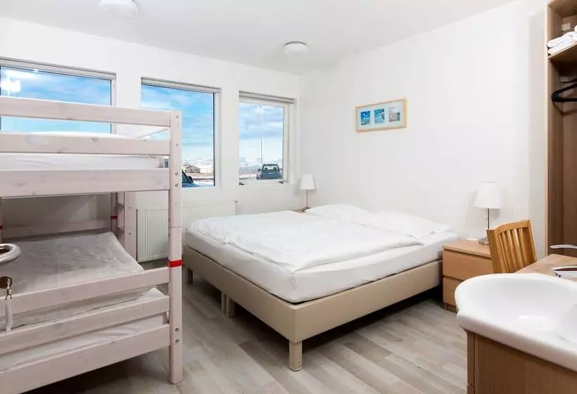 پانسیون Kef Guesthouse By Keflavik Airport