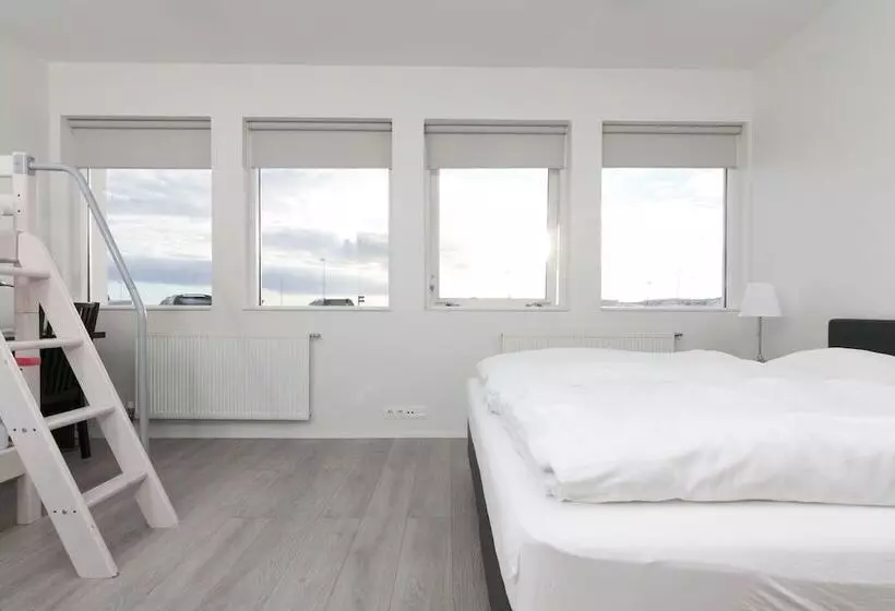 پانسیون Kef Guesthouse By Keflavik Airport