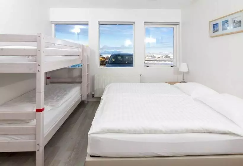 پانسیون Kef Guesthouse By Keflavik Airport