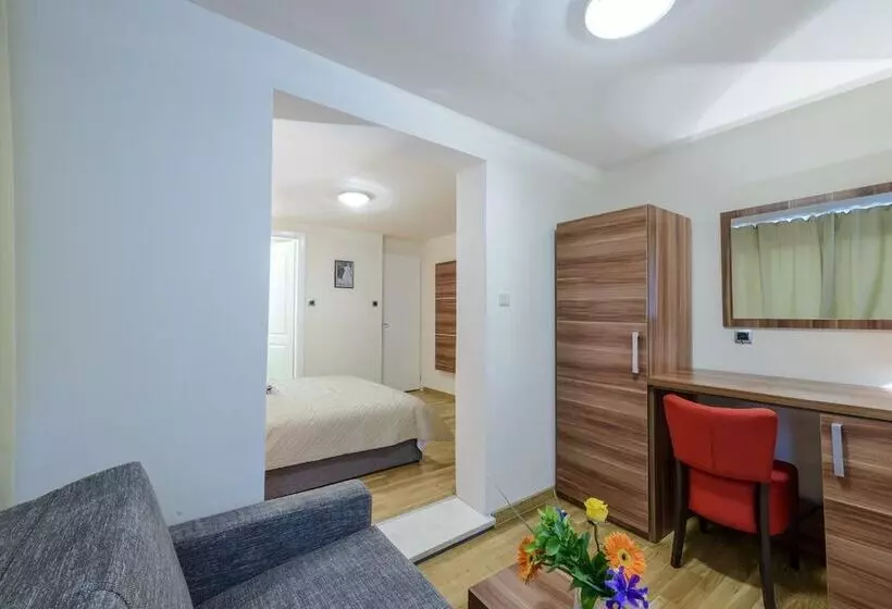 פנסיון Villa Dorma