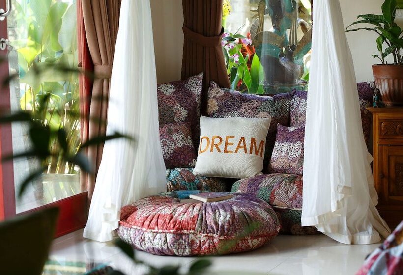 Villa Create Luv Play