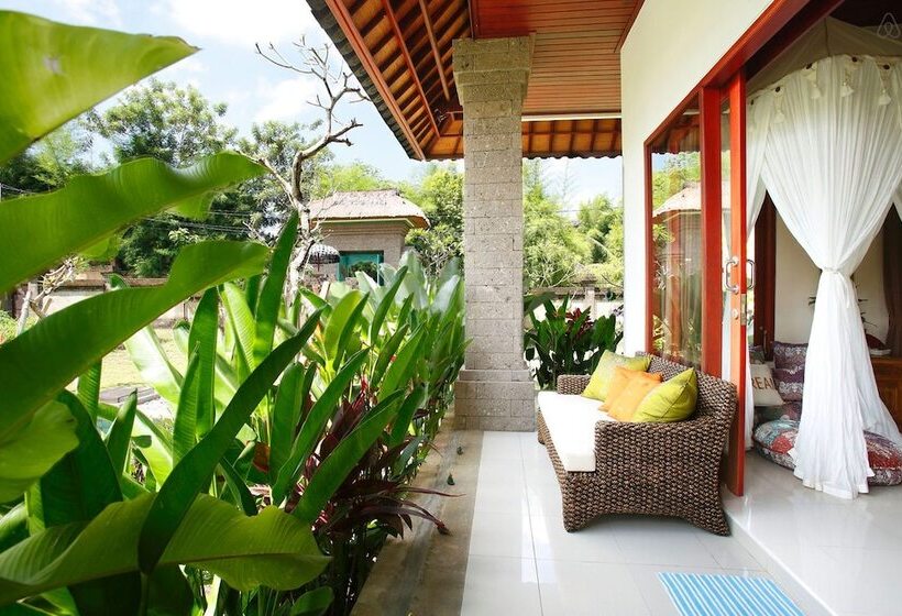 Villa Create Luv Play