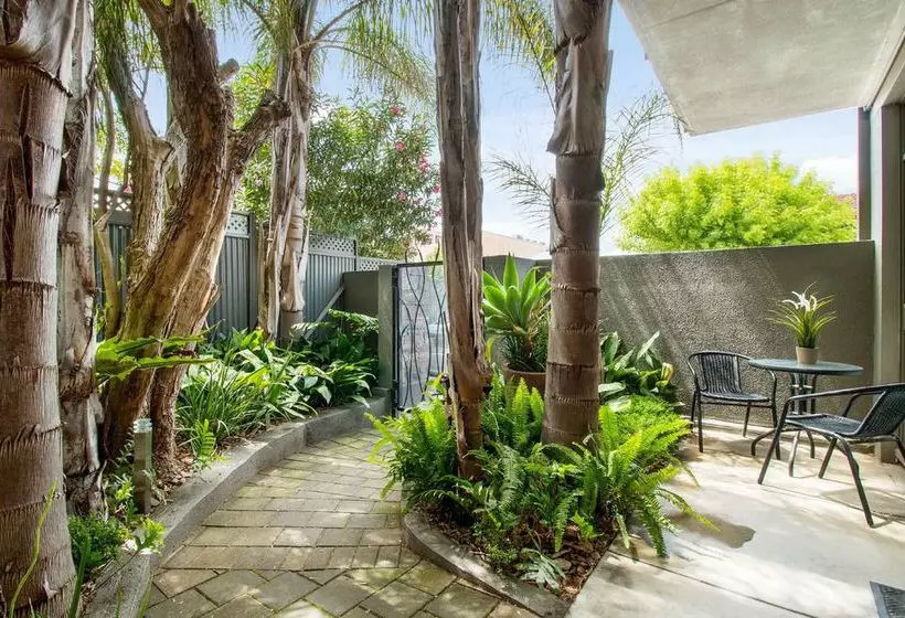 Adelaide Dress Circle Apartments  Sussex Street