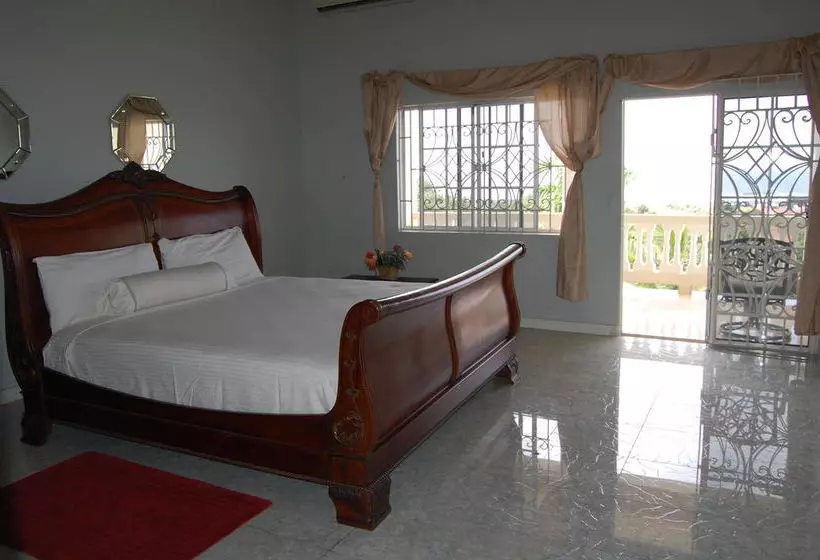 Celebrity Villa Jamaica