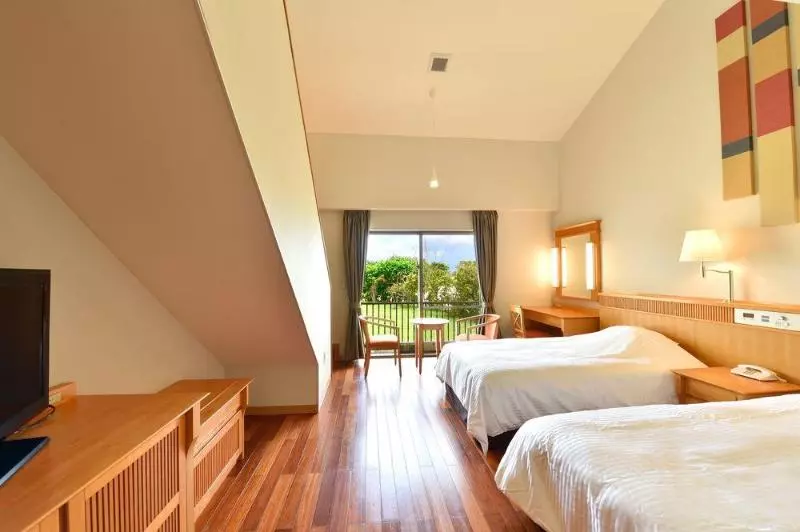 Fusaki Beach Resort Hotel & Villas