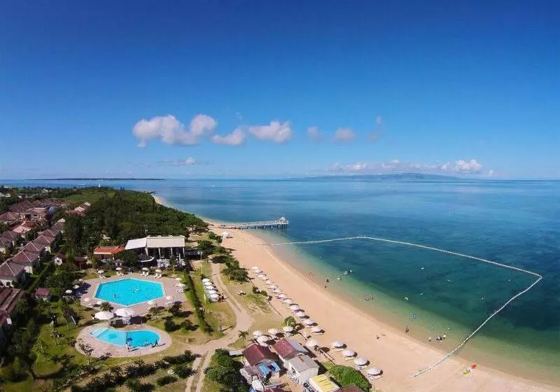 Fusaki Beach Resort Hotel & Villas