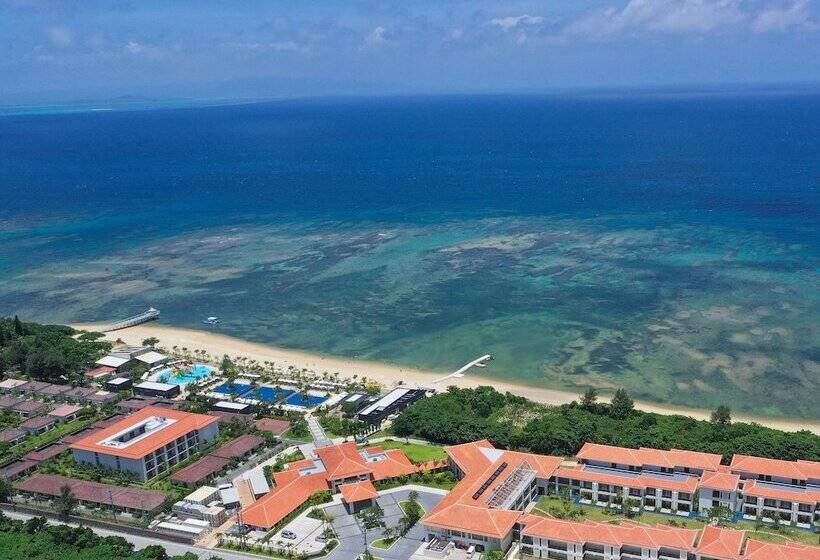Fusaki Beach Resort Hotel & Villas