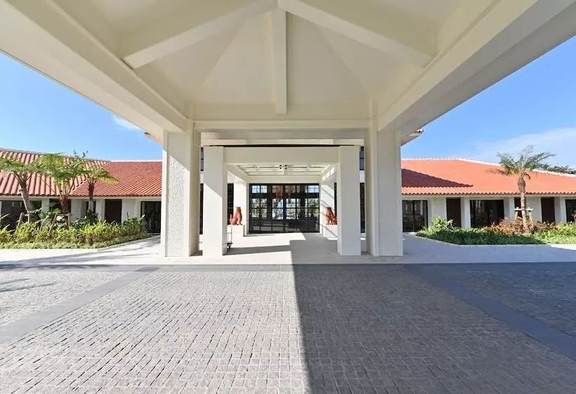 Fusaki Beach Resort Hotel & Villas