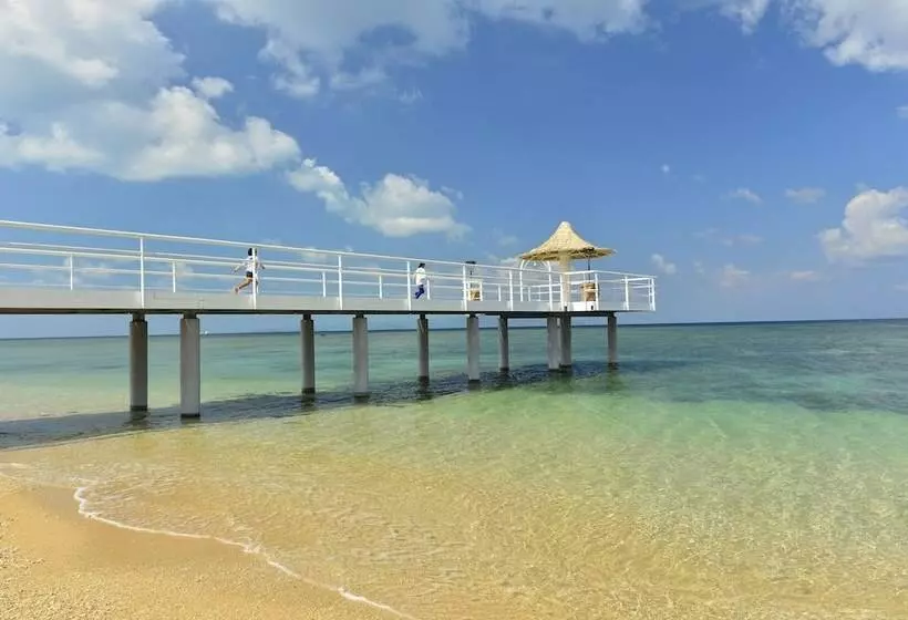 Fusaki Beach Resort Hotel & Villas