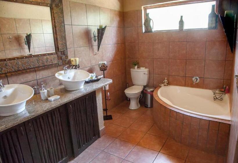 בית מלון כפרי African Rock Lodge