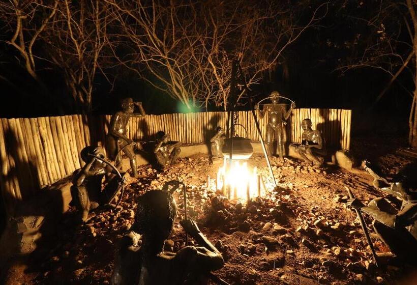 בית מלון כפרי African Rock Lodge