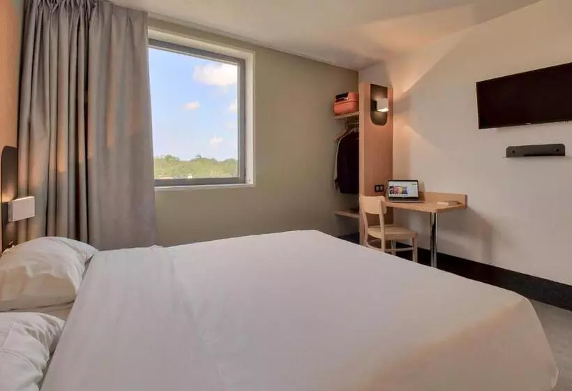 B&b Hotel Bayonne Tarnos